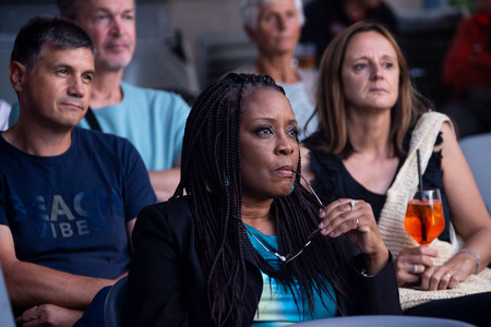 Lori Williams & Band 17.7 (5)